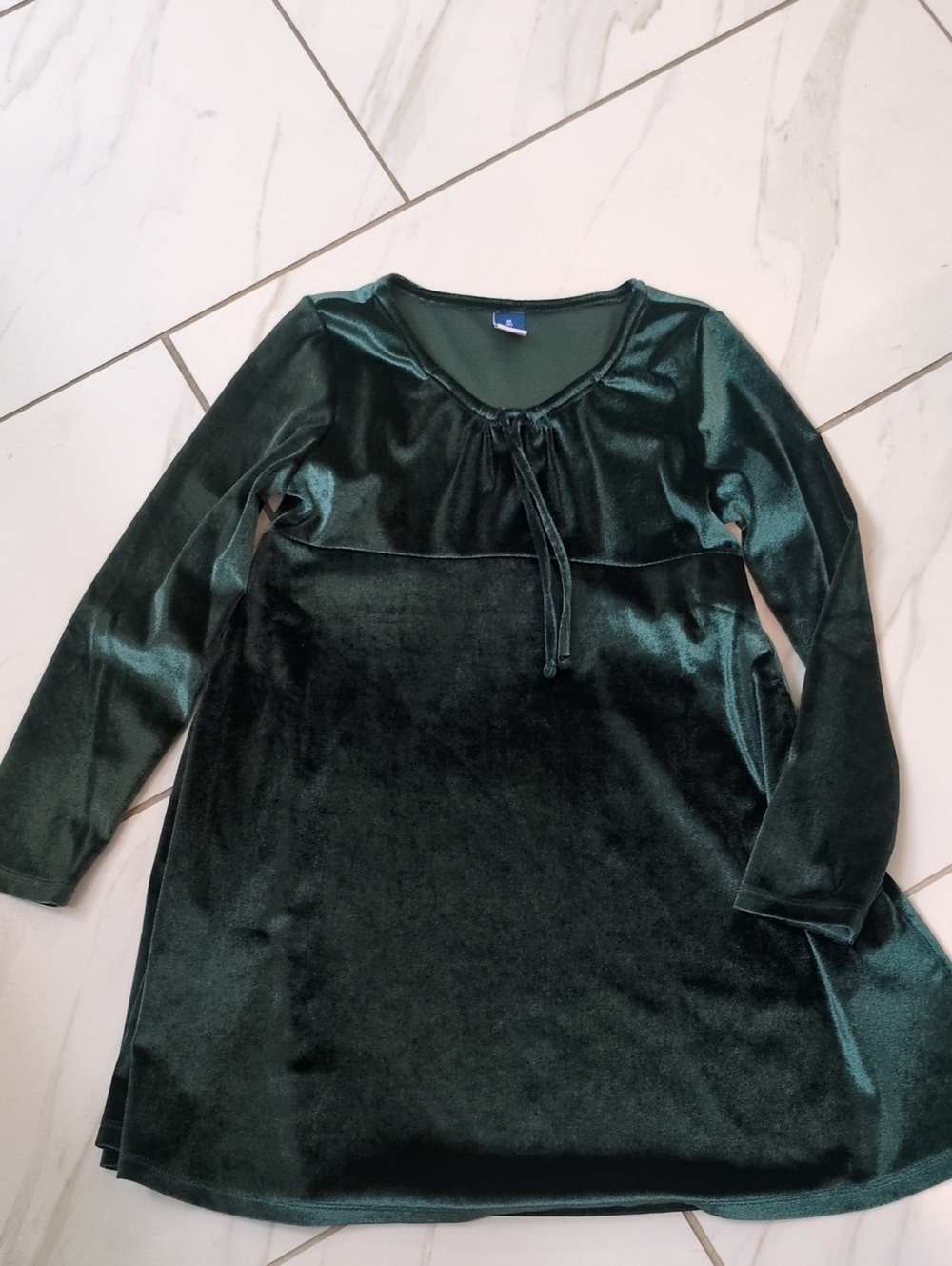 Old Navy Dark Green Velvet Tie-Neck Long-Sleeve Dress